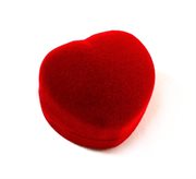 Gaveæske til ringe "Hjerte" af rødt velour. 50 mm